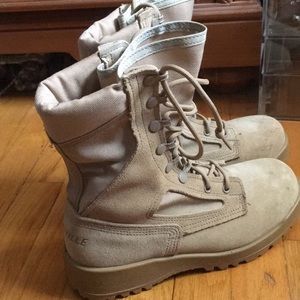 Belleville army tan fatigue boots vibram sole